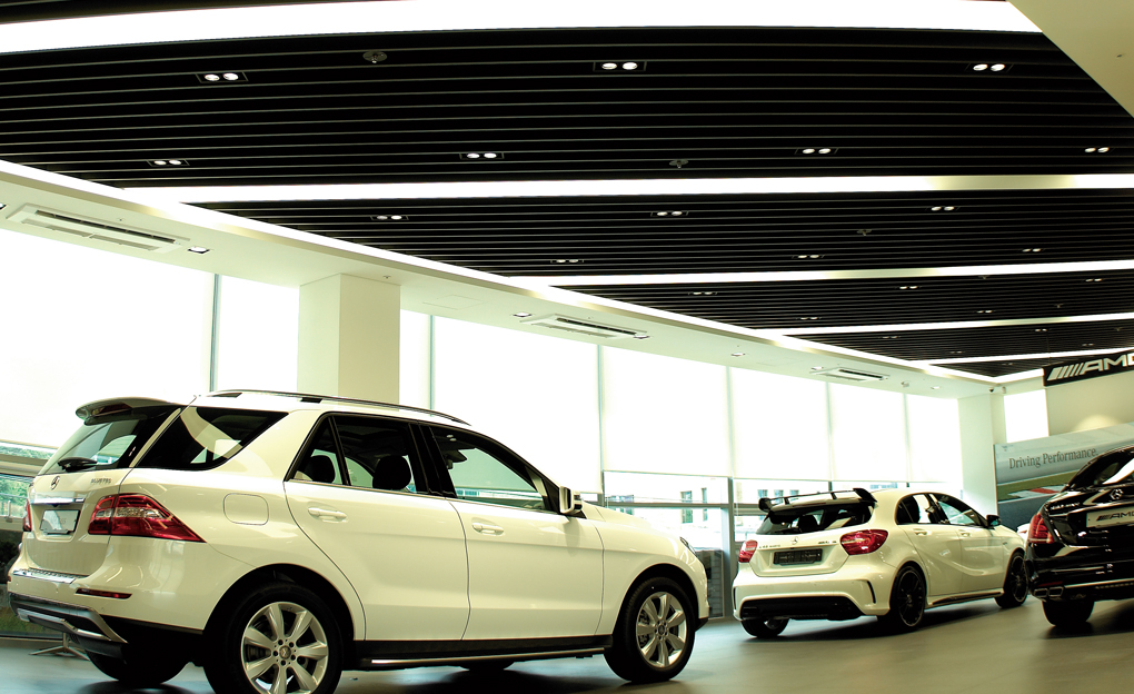Mercedes benz Gangbuk brunch