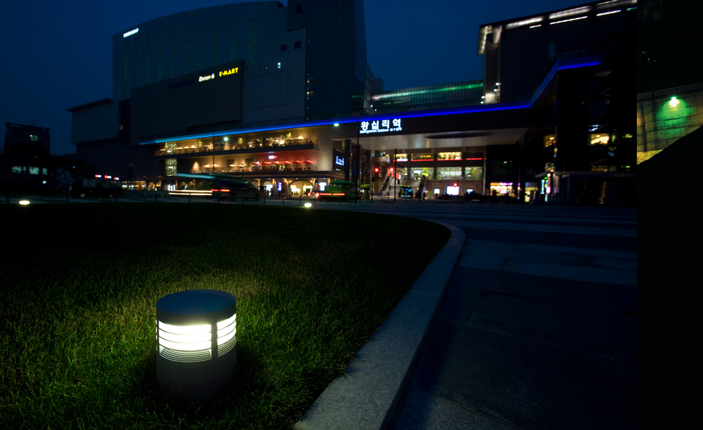 Wangsimni Station Square