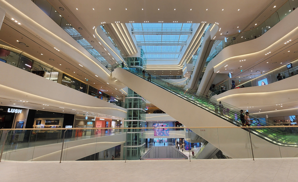Lotte Mall West Lake Hanoi Branch