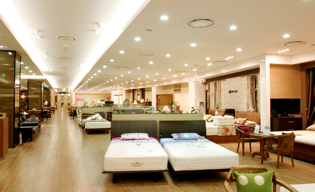 Lotte Department Store Mia Branch